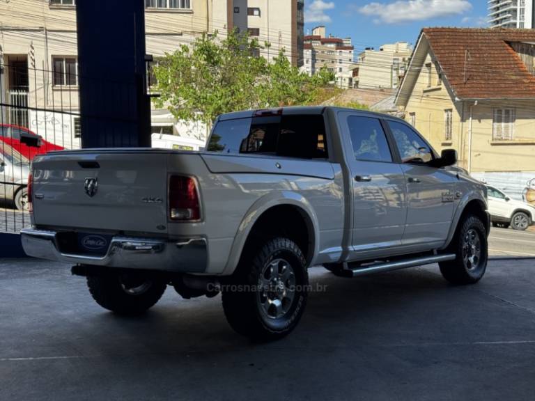 RAM - 2500 LARAMIE - 2018/2018 - Branca - R$ 279.900,00