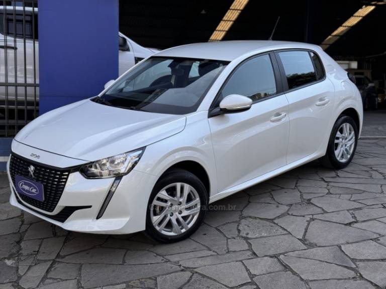 PEUGEOT - 208 - 2023/2023 - Branca - R$ 77.900,00