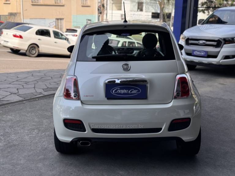 FIAT - 500 - 2012/2012 - Branca - R$ 45.900,00