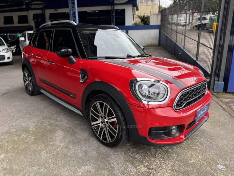 MINI - COUNTRYMAN - 2019/2020 - Vermelha - R$ 189.900,00