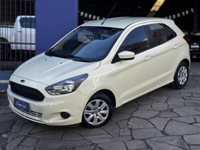 FORD - KA - 2015/2015 - Branca - R$ 37.800,00