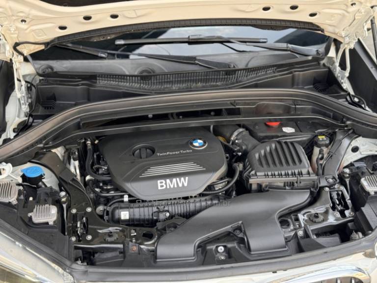 BMW - X1 - 2018/2018 - Branca - R$ 139.900,00