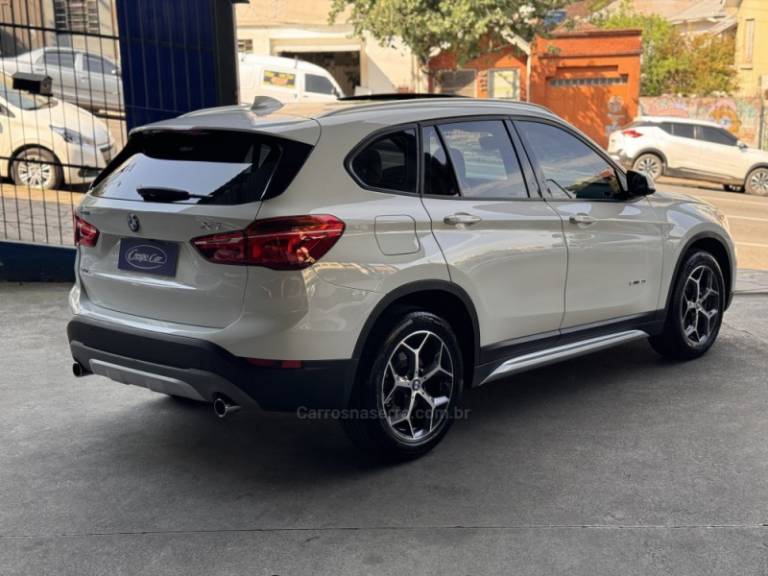 BMW - X1 - 2018/2018 - Branca - R$ 139.900,00