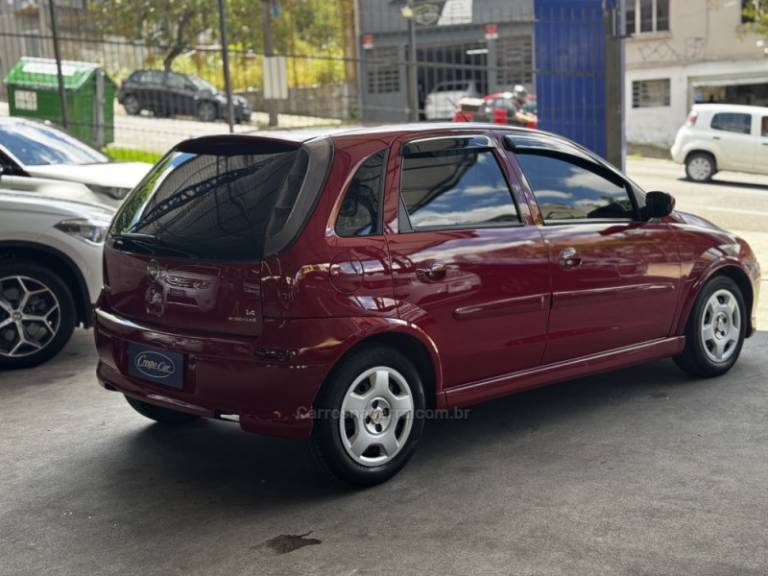 CHEVROLET - CORSA - 2009/2009 - Vermelha - R$ 24.900,00