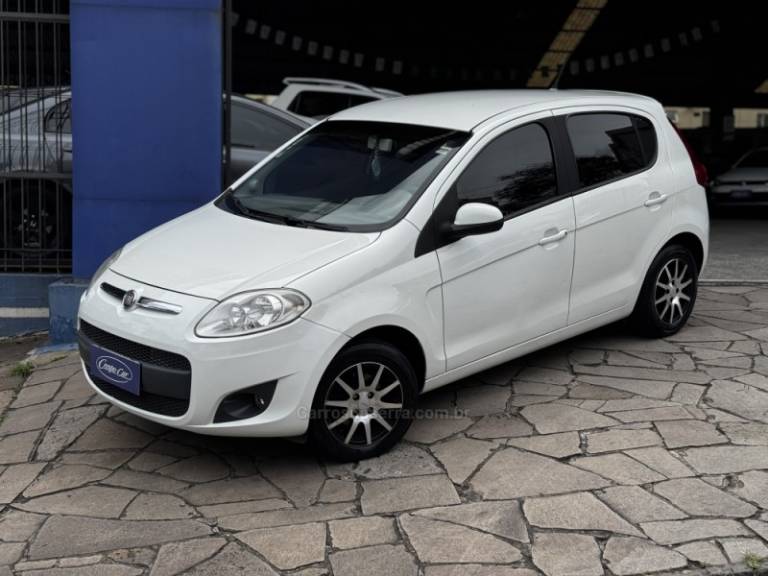 FIAT - PALIO - 2013/2013 - Branca - R$ 36.900,00