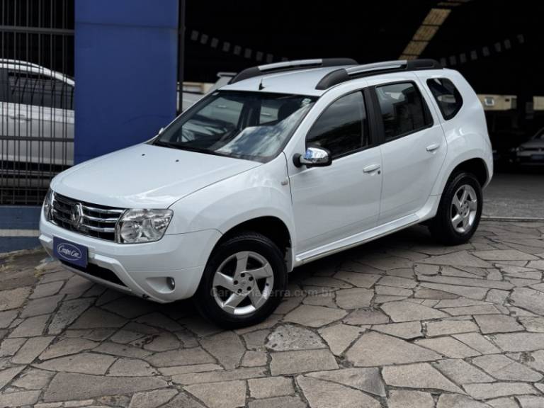 RENAULT - DUSTER - 2014/2014 - Branca - R$ 51.900,00