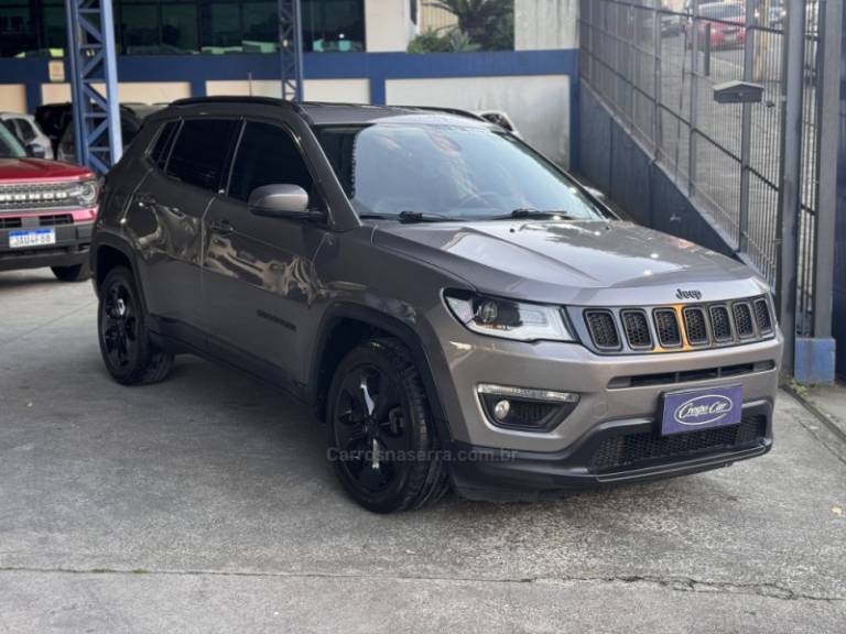 JEEP - COMPASS - 2018/2018 - Cinza - R$ 95.900,00