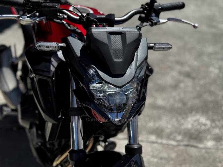 HONDA - CB 500F - 2020/2020 - Vermelha - R$ 38.500,00