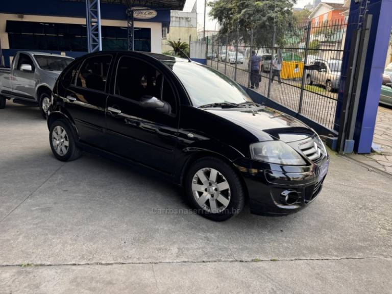 CITROËN - C3 - 2012/2012 - Preta - R$ 32.500,00