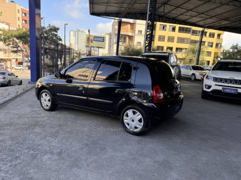 RENAULT - CLIO - 2009/2009 - Preta - R$ 18.900,00