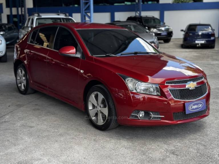 CHEVROLET - CRUZE - 2013/2013 - Vermelha - R$ 57.000,00