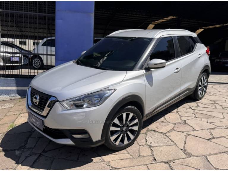 NISSAN - KICKS - 2020/2020 - Prata - R$ 88.900,00