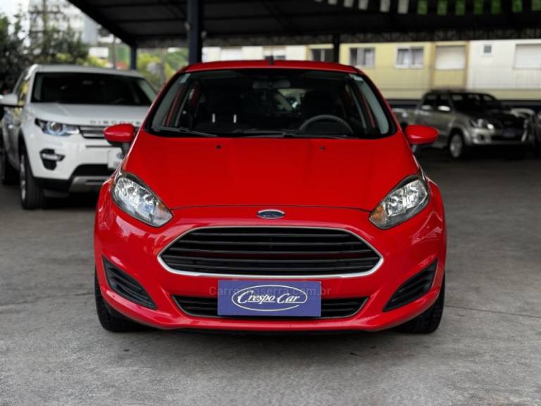 FORD - FIESTA - 2015/2015 - Vermelha - R$ 43.900,00