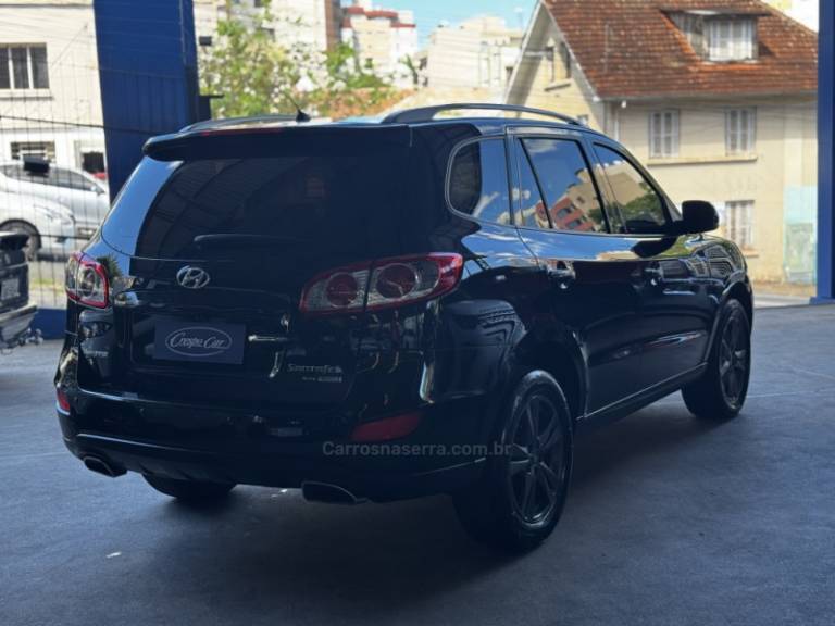 HYUNDAI - SANTA FÉ - 2011/2011 - Preta - R$ 47.900,00