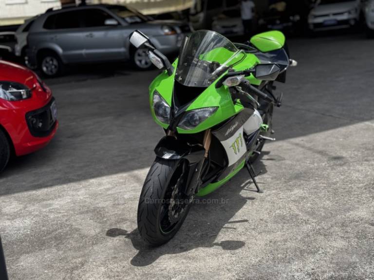 KAWASAKI - NINJA ZX-10R - 2009/2009 - Verde - R$ 36.500,00