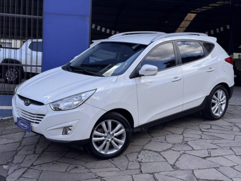 HYUNDAI - IX35 - 2015/2015 - Branca - R$ 74.500,00