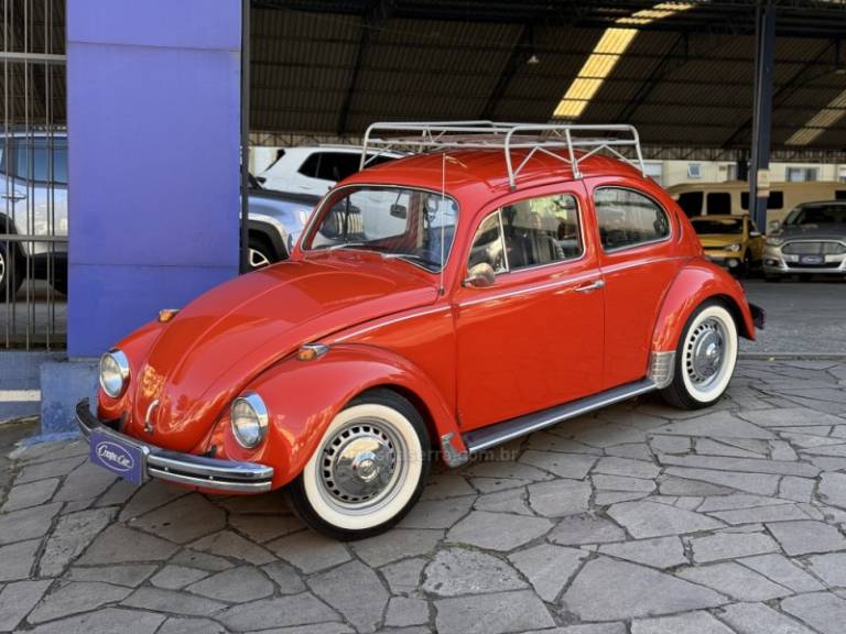 VOLKSWAGEN - FUSCA - 1974/1975 - Vermelha - R$ 35.000,00