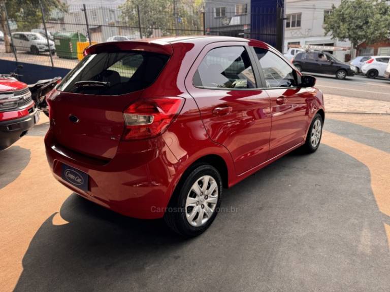 FORD - KA - 2017/2017 - Vermelha - R$ 45.500,00