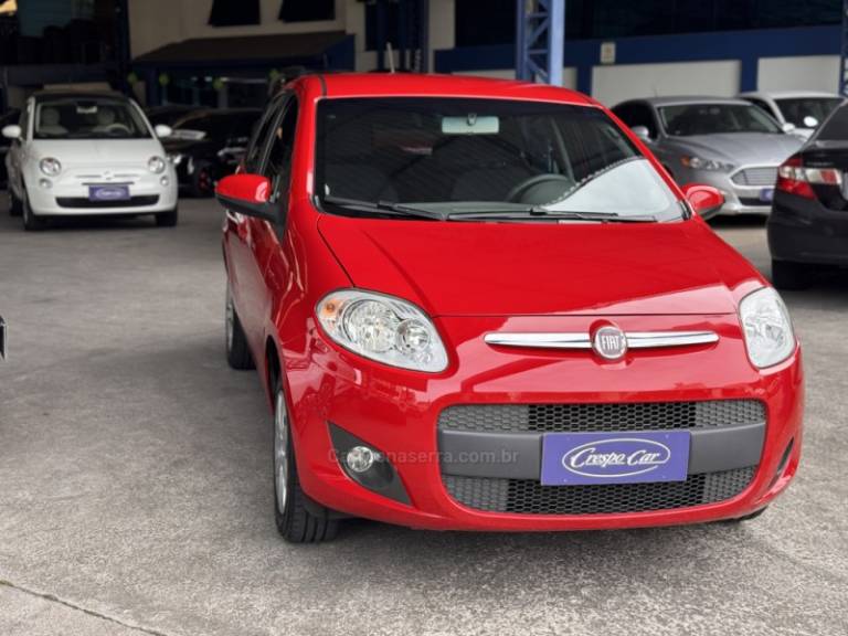 FIAT - PALIO - 2013/2013 - Vermelha - R$ 37.500,00