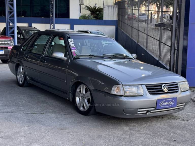 VOLKSWAGEN - SANTANA - 2002/2002 - Cinza - R$ 20.700,00