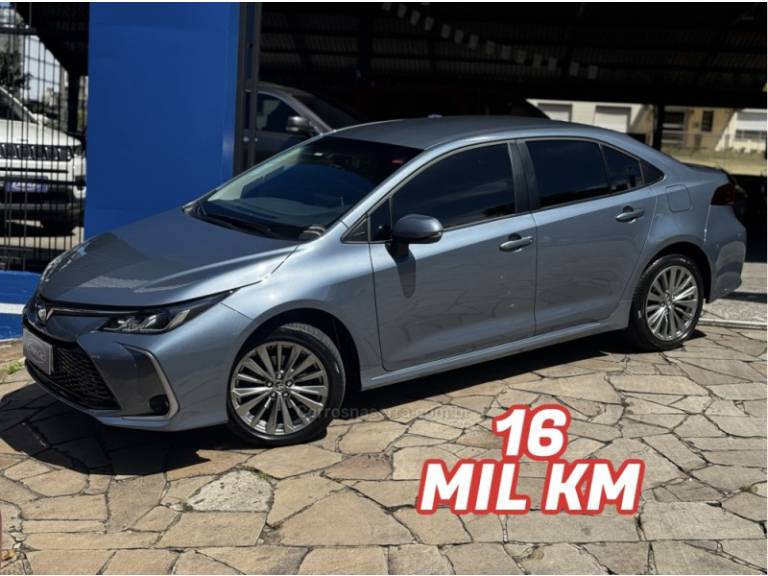 TOYOTA - COROLLA - 2024/2024 - Cinza - R$ 155.000,00