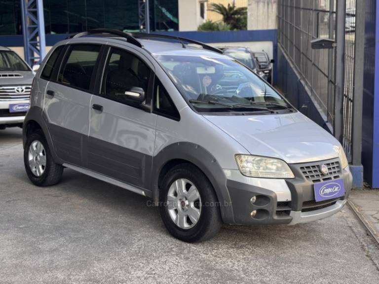 FIAT - IDEA - 2010/2010 - Prata - R$ 30.500,00