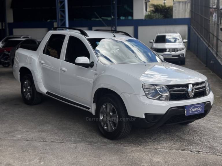 RENAULT - DUSTER OROCH - 2022/2022 - Branca - R$ 82.000,00