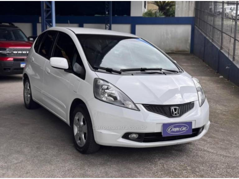 HONDA - FIT - 2010/2010 - Branca - R$ 41.900,00