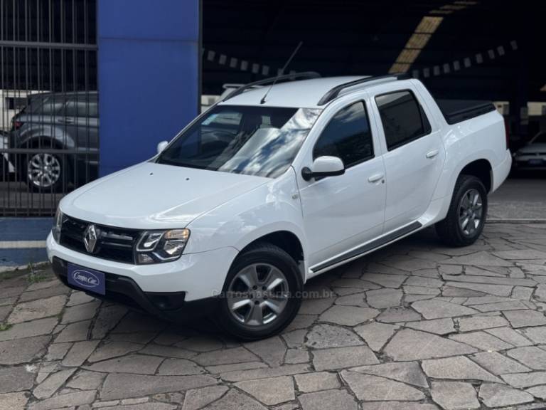 RENAULT - DUSTER OROCH - 2022/2022 - Branca - R$ 82.000,00