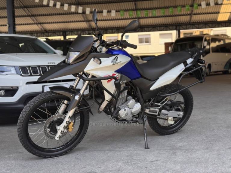 HONDA - XRE 300 - 2013/2013 - Branca - R$ 19.000,00