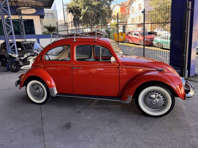 VOLKSWAGEN - FUSCA - 1974/1975 - Vermelha - R$ 35.000,00