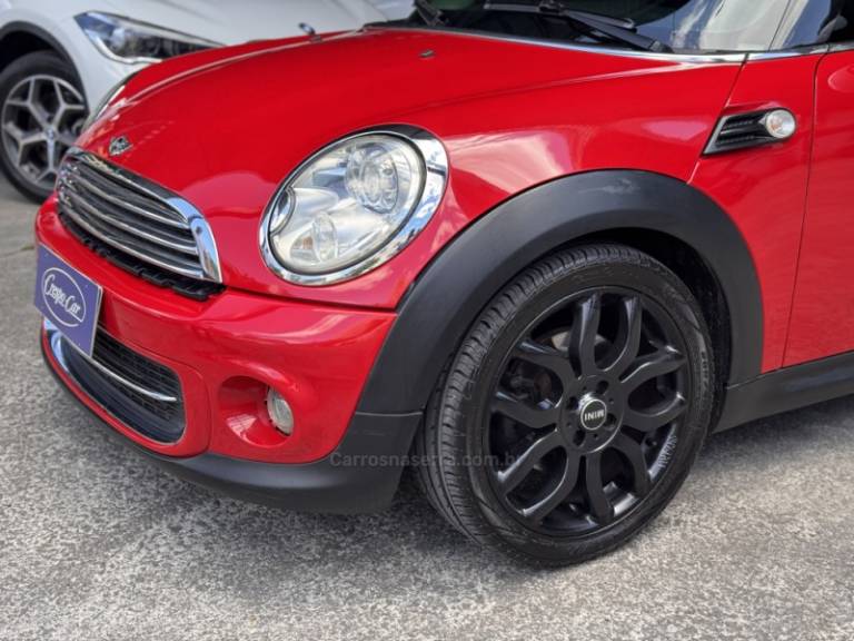 MINI - COOPER - 2011/2011 - Vermelha - R$ 66.900,00