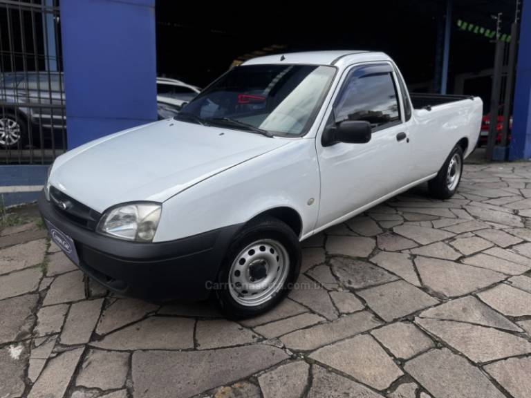 FORD - COURIER - 2009/2009 - Branca - R$ 32.000,00