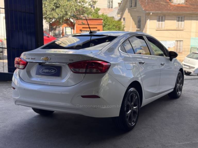 CHEVROLET - CRUZE - 2023/2023 - Branca - R$ 126.000,00