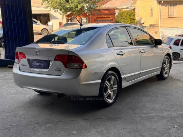 HONDA - CIVIC - 2008/2008 - Prata - R$ 45.500,00