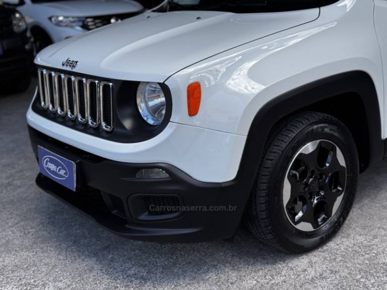 JEEP - RENEGADE - 2018/2018 - Branca - R$ 72.500,00