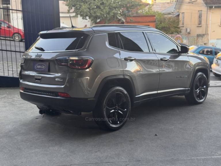 JEEP - COMPASS - 2018/2018 - Cinza - R$ 95.900,00