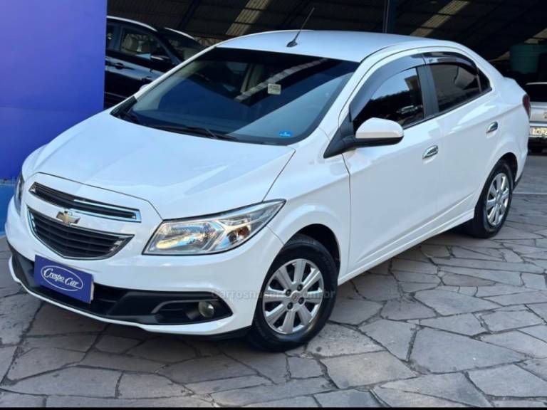 CHEVROLET - PRISMA - 2013/2013 - Branca - R$ 41.000,00